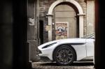 Aston Martin DB11 V8 2017 года (WW)